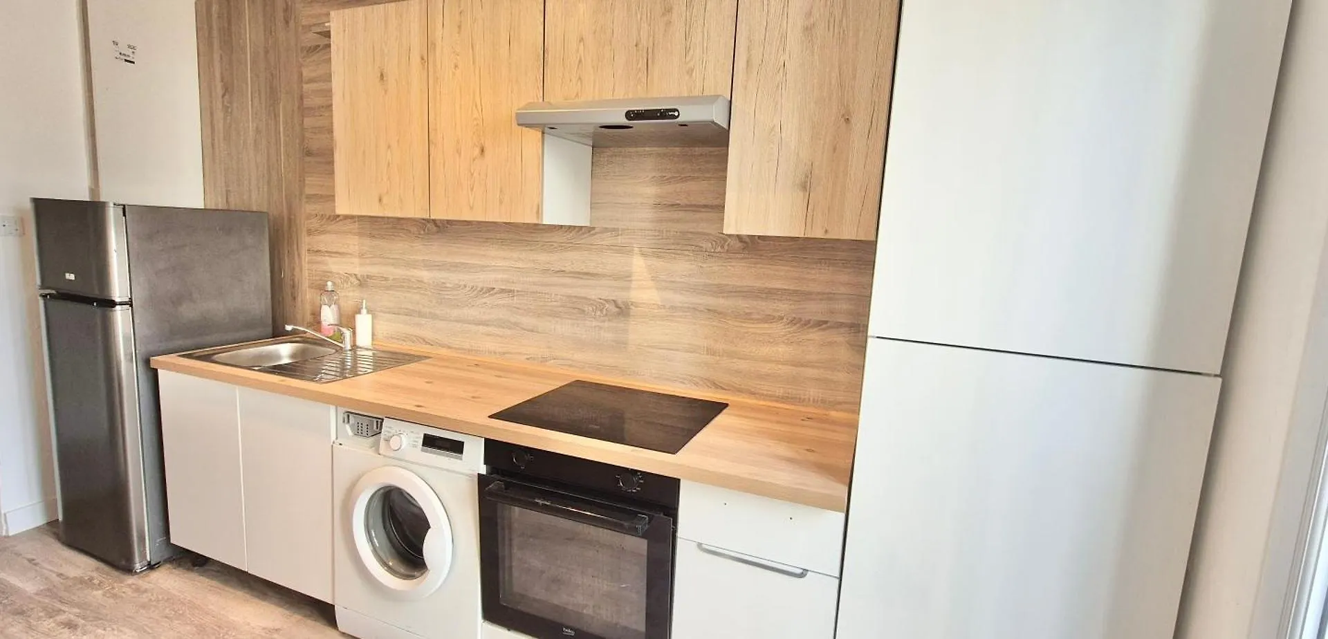 Appartement Proche De Paris, Ligne 14 A Pied, Parking Villejuif 0*,  France