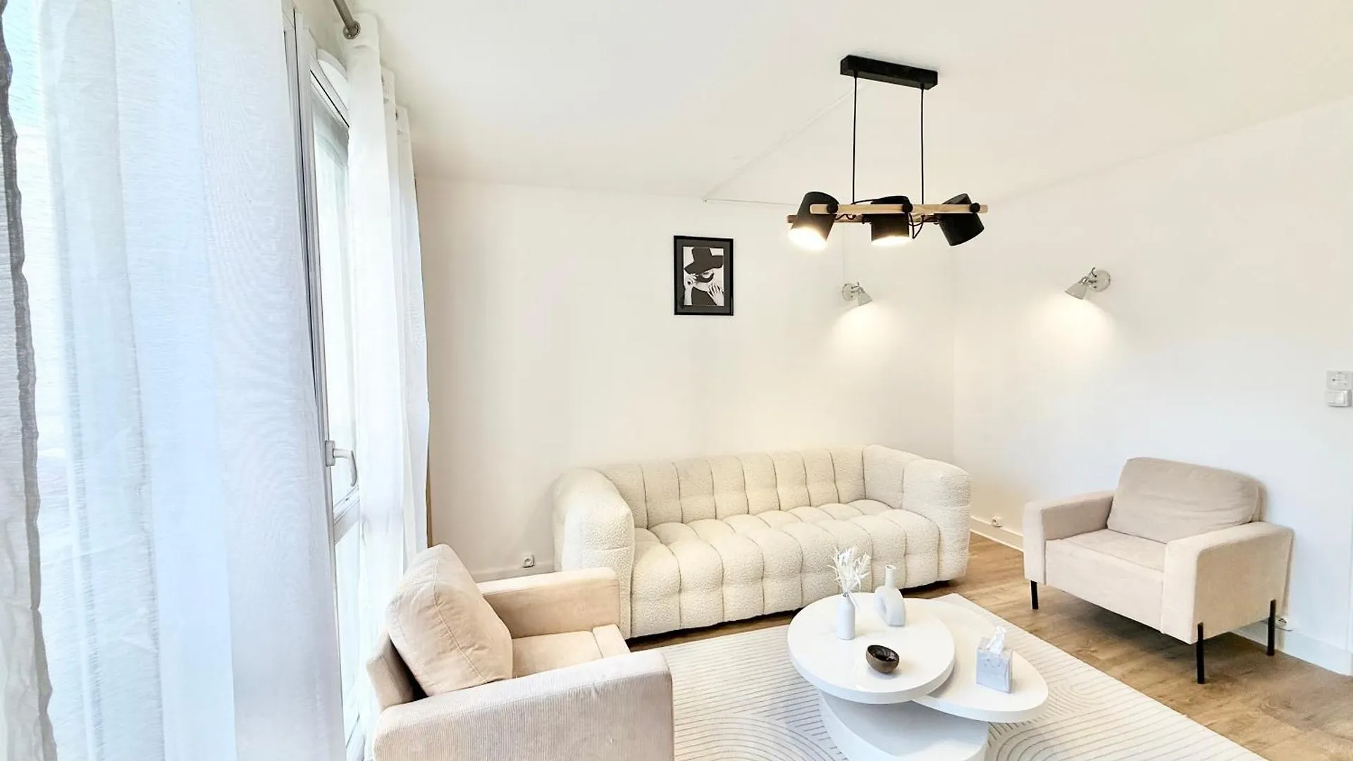 Apartment Appartement Proche De Paris, Ligne 14 A Pied, Parking Villejuif France